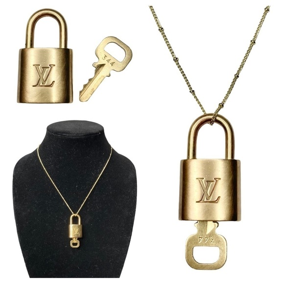 #344 Authentic Louis Vuitton Brass Lock & Key Set on a 18K Gold Plated Necklace - Picture 2 of 12